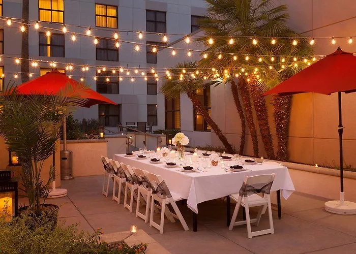 Doubletree By Hilton Phoenix, Az Hotel