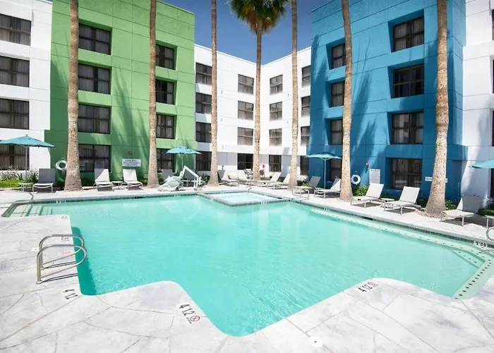 Doubletree By Hilton Phoenix, Az Hotel