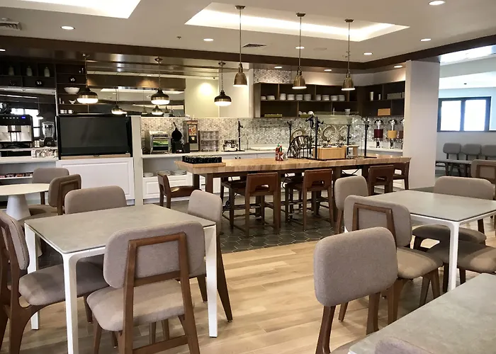 Doubletree By Hilton Phoenix, Az Hotel