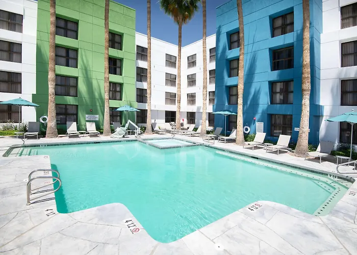 Doubletree By Hilton Phoenix, Az Hotel Chandler